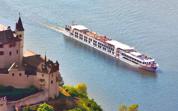 S.S. Antoinette sailing the open river.